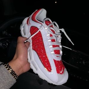 Nike Supreme Airmax Taillwind 4 White